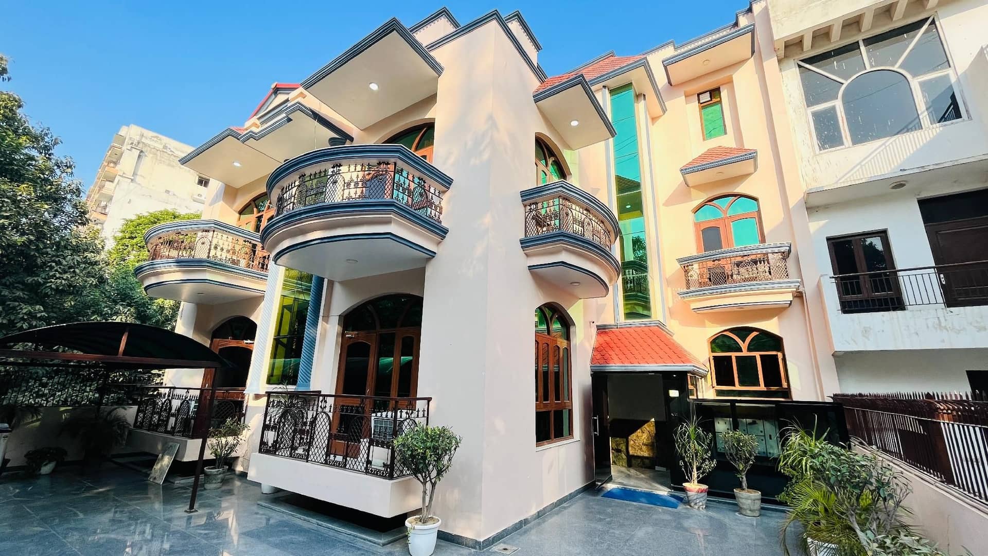 โรงแรมสตาร์ไลน์ ใกล้สถานีรถไฟฟ้าอิฟโกโชว์ค กูร์กอน โรงแรมสตาร์ไลน์ ใกล้สถานีรถไฟฟ้าอิฟโกโชว์ค กูร์กอน