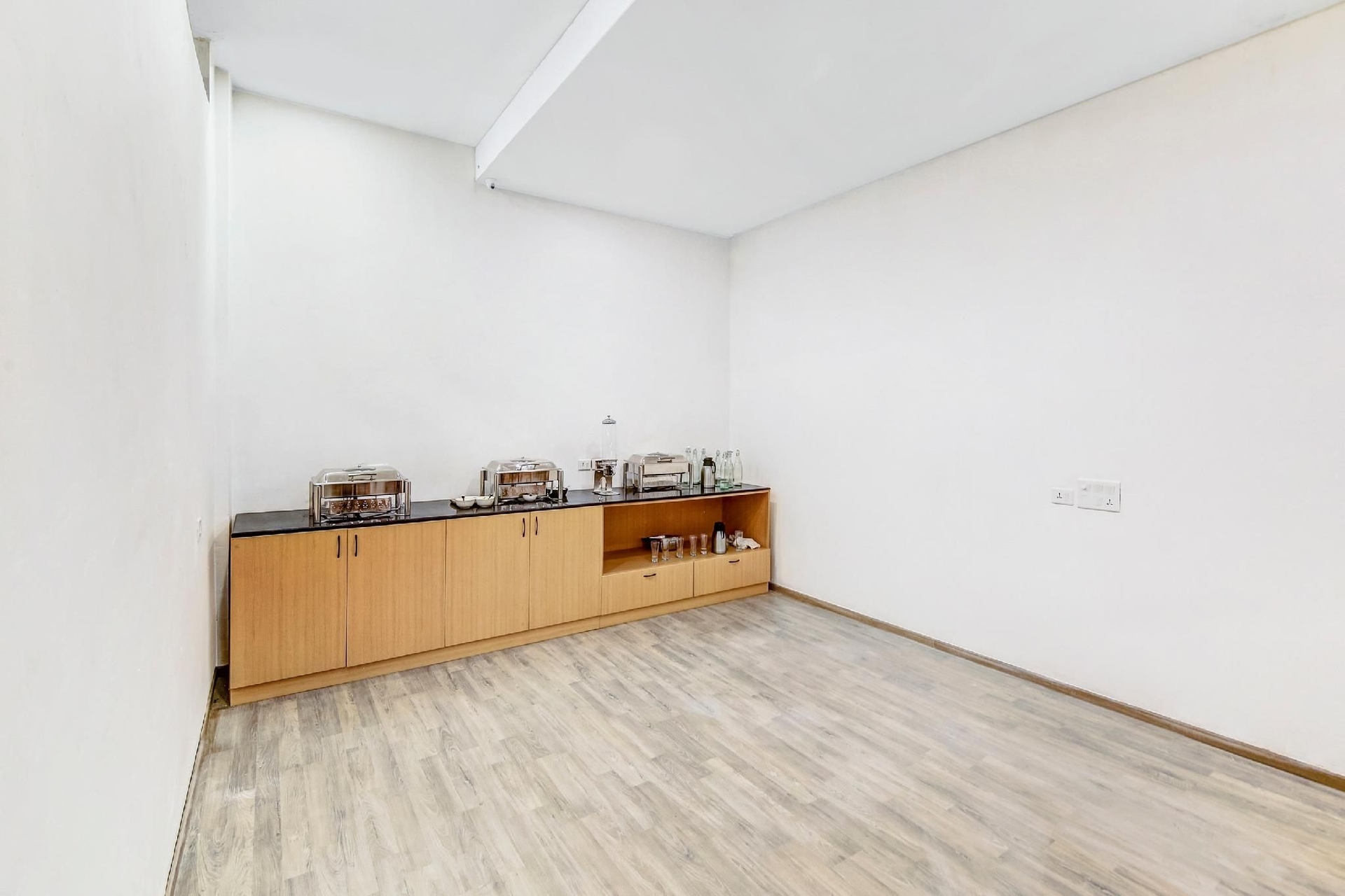 ทาวน์เฮาส์ นอลเลจพาร์ค ทรี เนียร์ ชาร์ดา ยูนิเวอร์ซิตี (Townhouse Knowledge Park ||| Near Sharda University)4