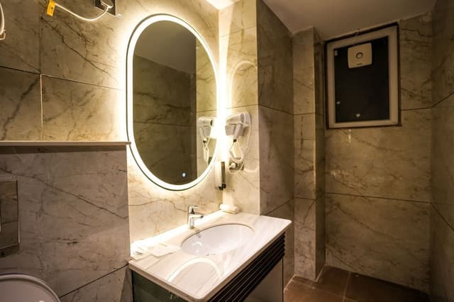 Luxury Room
