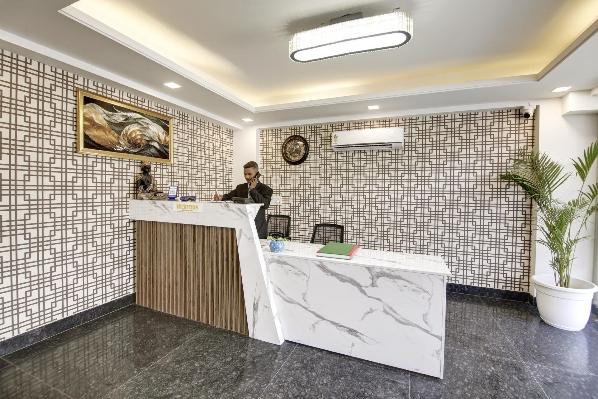 ไลม์ วูด สเตย์ สตูดิโอ อพาร์ตเมนต์ เนียร์ กอล์ฟ คอร์ส โร้ด (Lime Wood Stay Studio Apartment near Golf Course Road)1