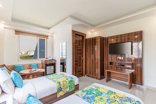 Deluxe Twin Room, 2 Twin Beds, City View
