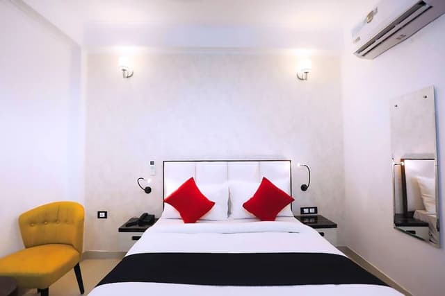 Deluxe Single Room, 1 Queen Bed