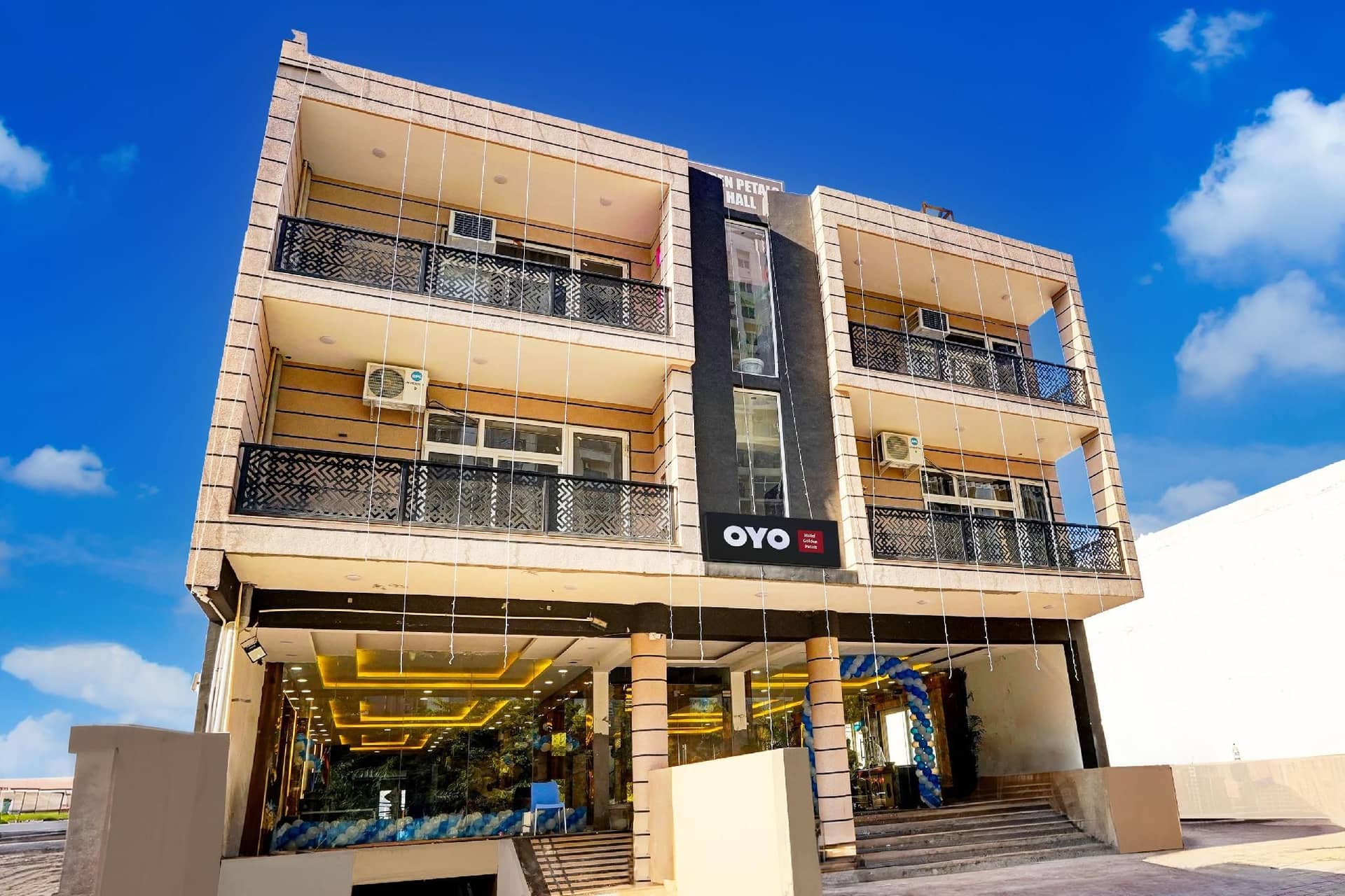 โรงแรมโอ โกลเด้น เพทัลส์ แอนด์ ปาร์ตี้ ฮอลล์ โรงแรมโอ โกลเด้น เพทัลส์ แอนด์ ปาร์ตี้ ฮอลล์
