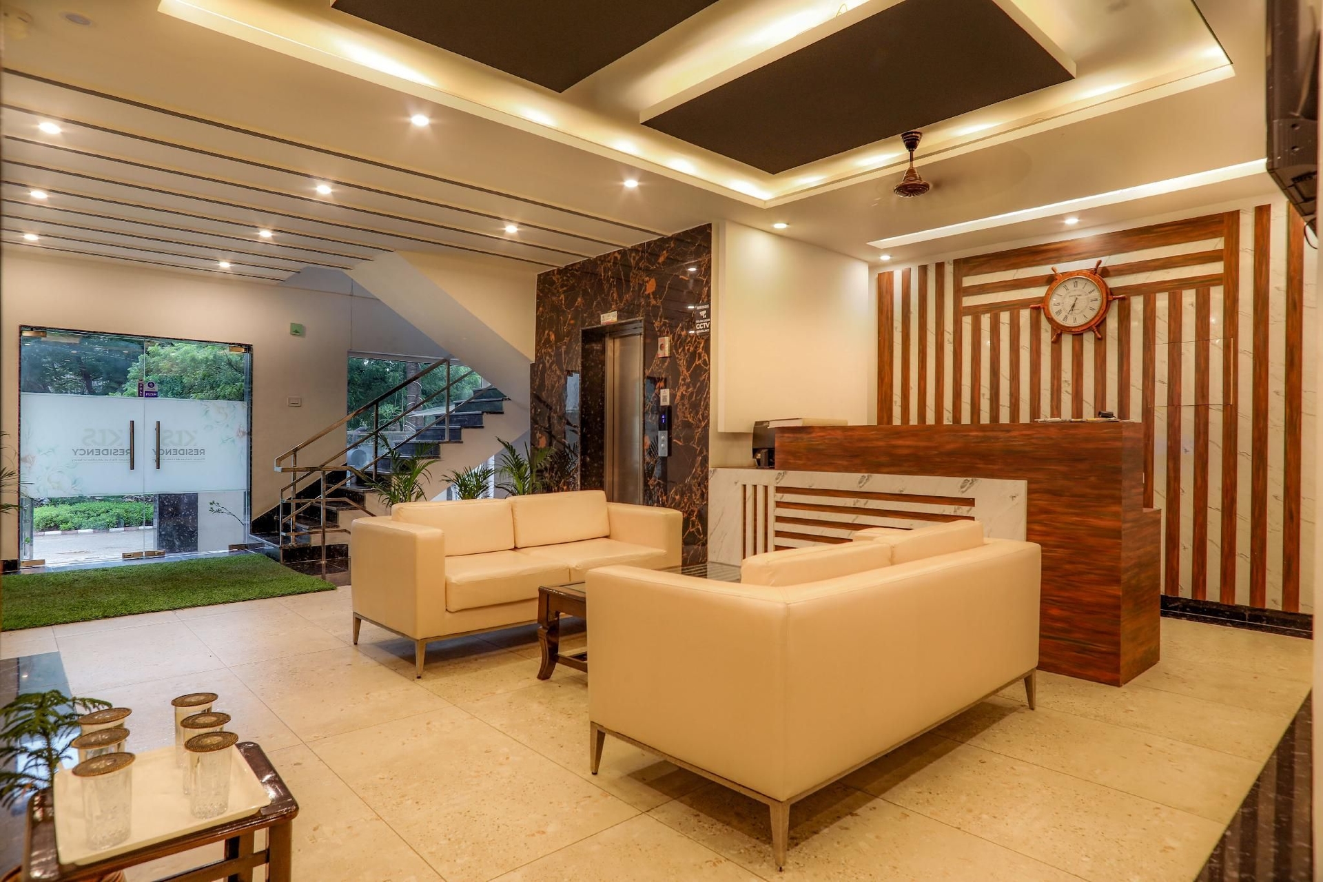เคดีเอส เรสซิเดนซี่ (KDS Residency)1