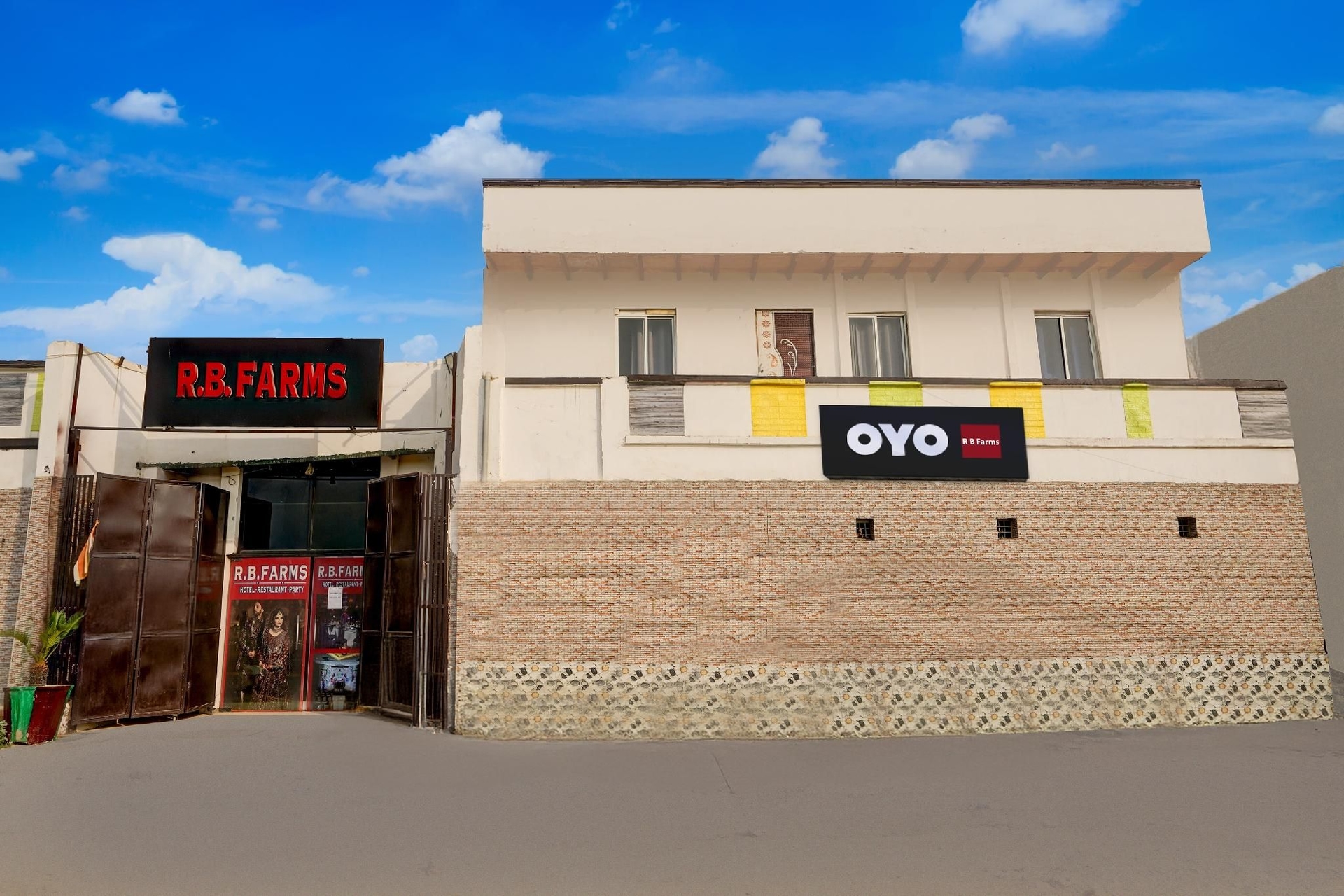 โรงแรมโออาร์บีฟาร์มส์ (Hotel O R B Farms)0