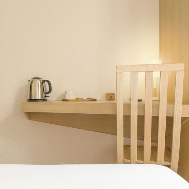 Single Room, Courtyard View