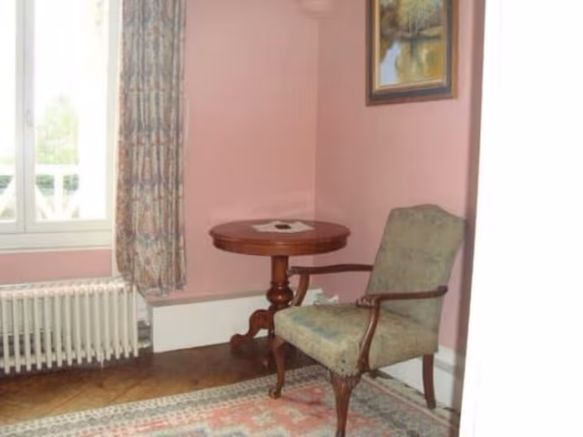 Double Room (Pivoine)