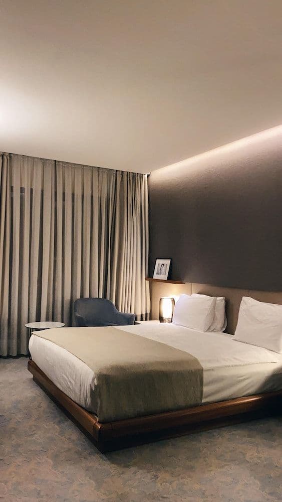 Standard Quadruple Room, Canal View