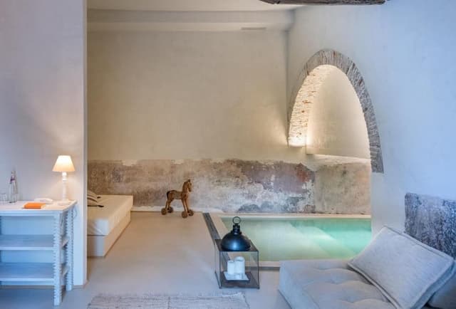 Suite with Private Pool