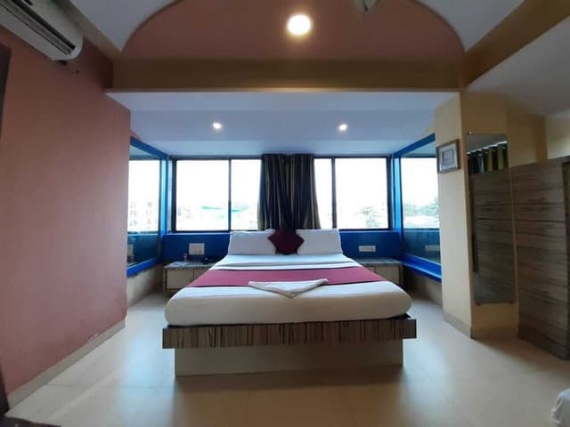Deluxe Double Room, 1 Queen Bed, Smoking