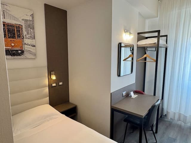 Standard Single Room