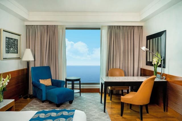 Premium Room, 1 King Bed, Sea View