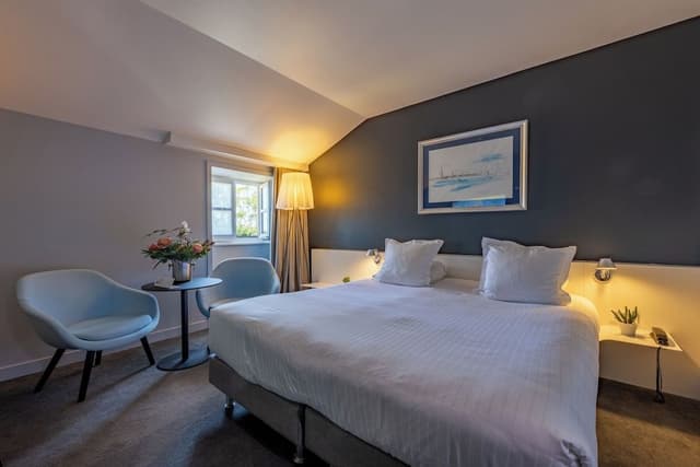 Exclusive Room