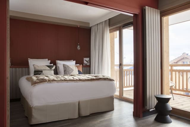 Suite, 1 King Bed with Sofa bed, Mountain View