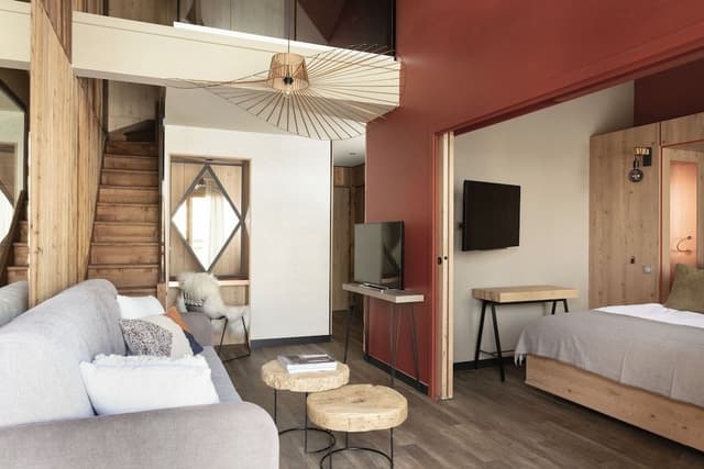 Suite, Multiple Beds, Mountain View