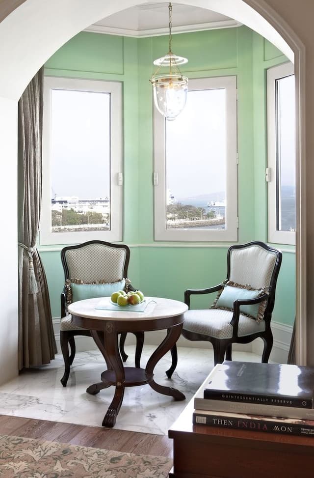 Luxury Grande Room Sea View King Bed