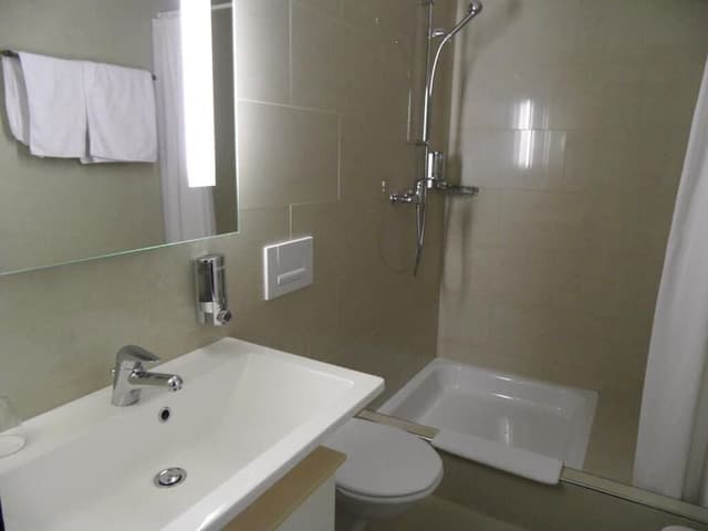 Basic Double or Twin Room