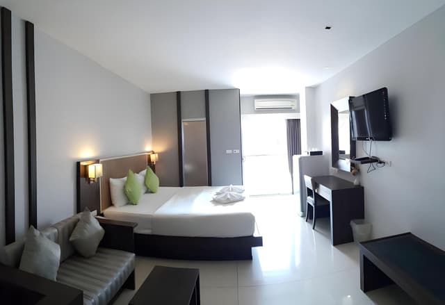 Deluxe Twin Room