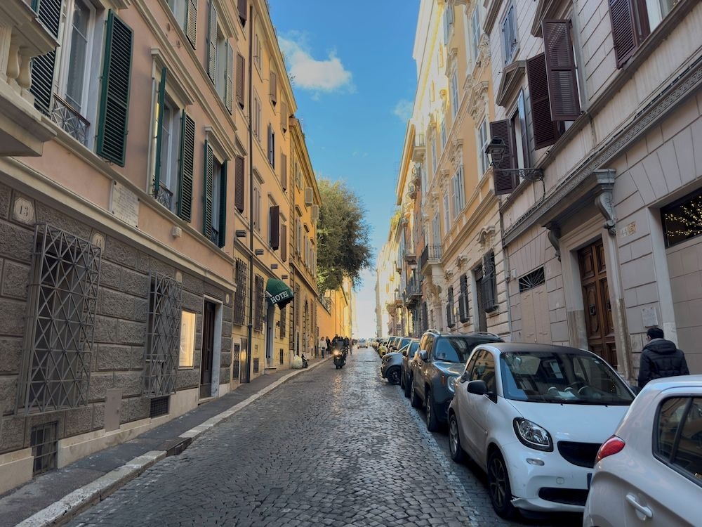 Spanish Steps Apartments2