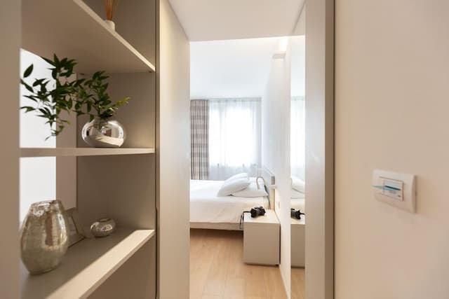 Standard Triple Room, Lake View