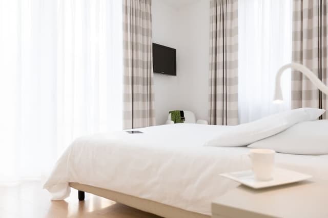 Superior Double Room, Terrace, Lake View (Whirpool)