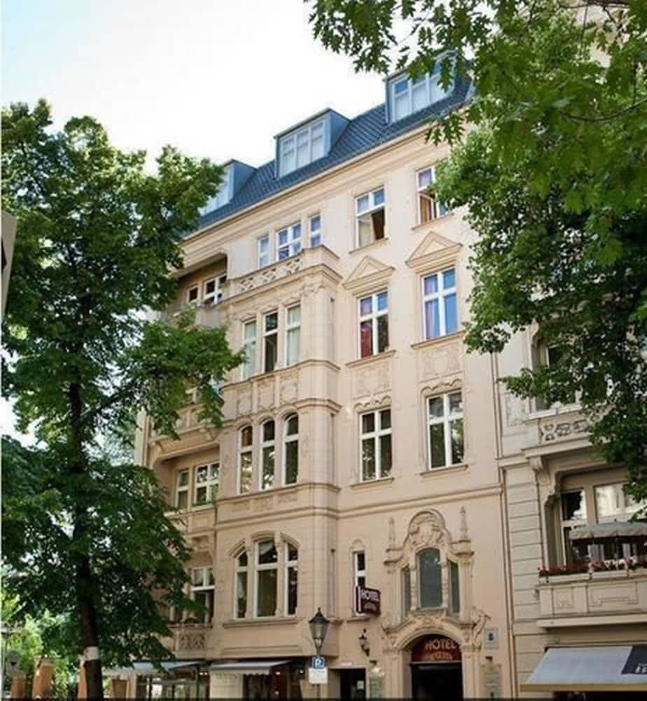 Hotel Augusta1
