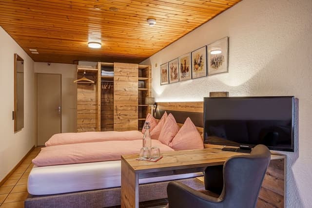Superior Double Room (Stammhaus /Chalet Enzian)