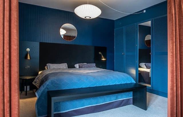 Suite, Sea View