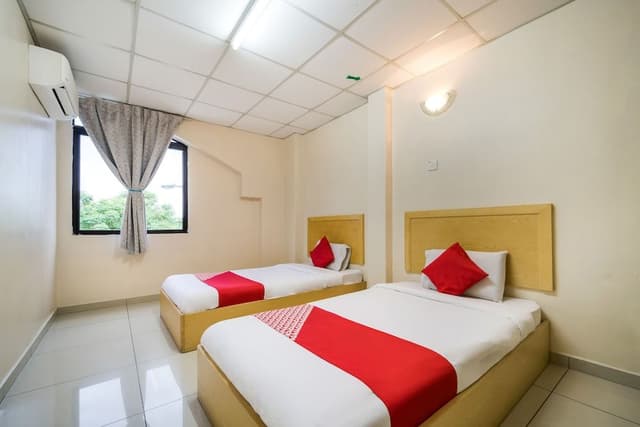 Deluxe Twin Room