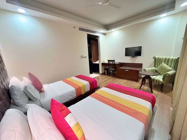 Deluxe Double or Twin Room, City View