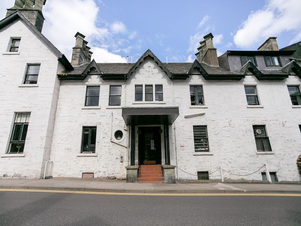 The Breadalbane Arms Hotel3