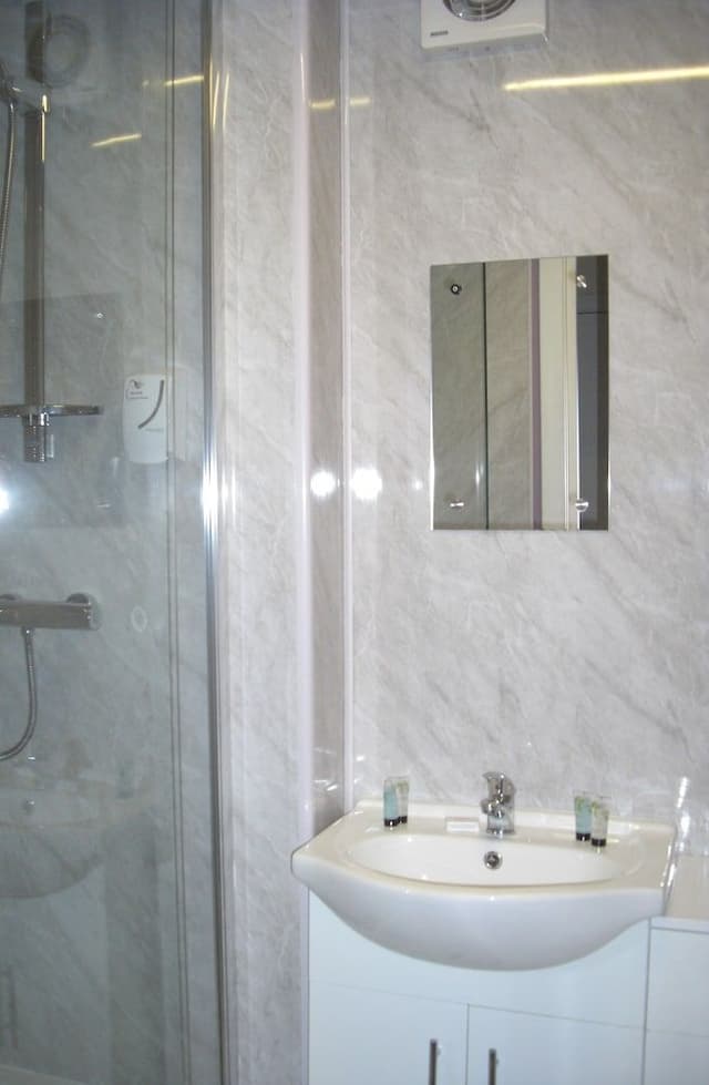 Economy Single Room