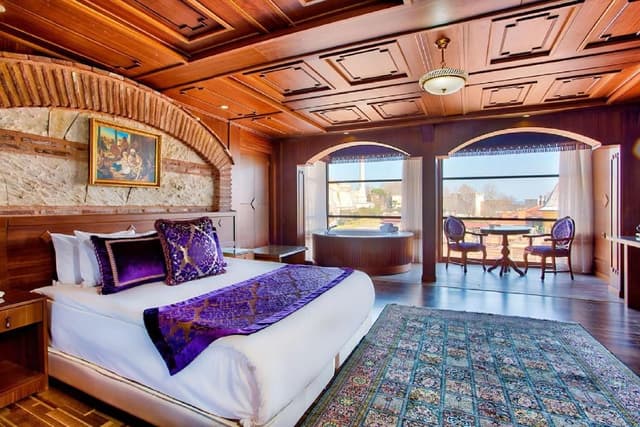 King Suite with Hagia Sophia View