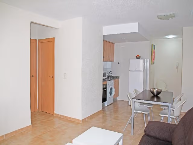 APARTMENT CAPACITY 6 TWO BEDROOMS