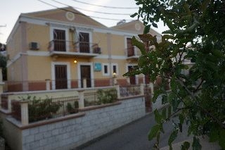 Villa Pinotsi1