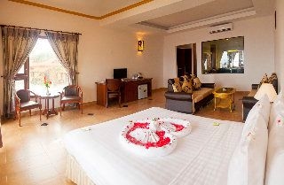 Sandhills Beach Resort & Spa2
