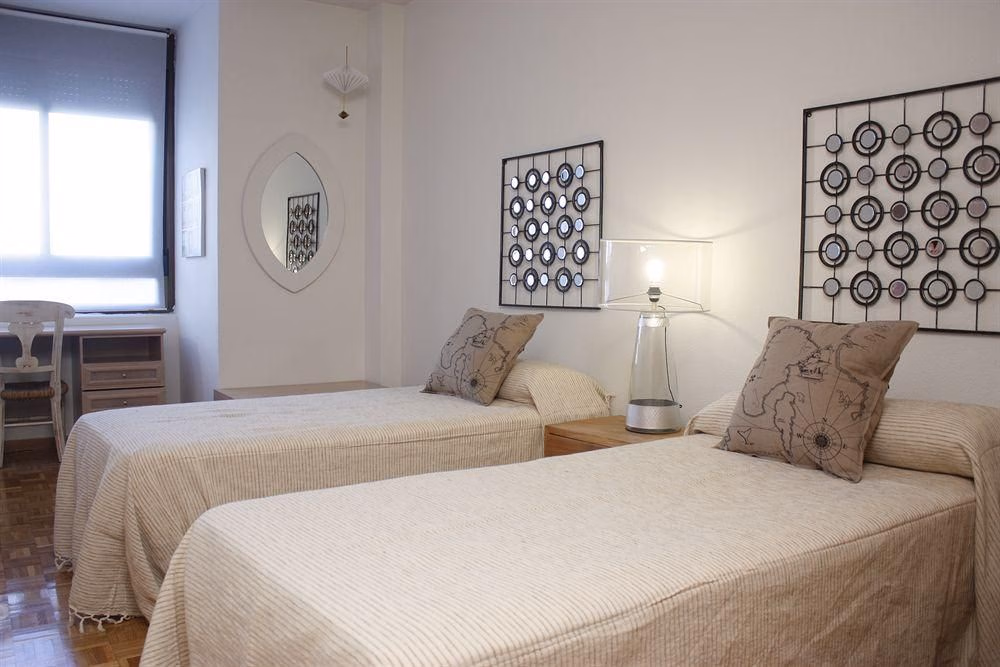 Atocha 107 Apartamentos & Suites2