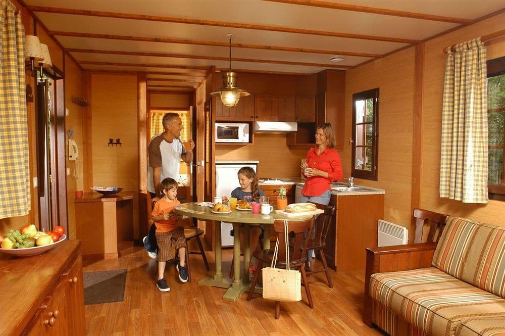 Disney Davy Crockett Ranch + ตั๋ว Disney Davy Crockett Ranch + ตั๋ว