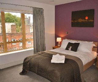 Dreamhouse Apartments London City4