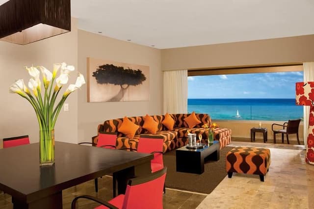 FAMILY ROOM CLUB OCEAN VIEW