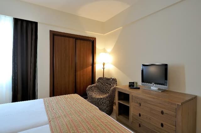 JUNIOR SUITE POOL VIEW