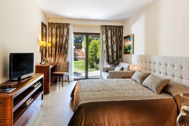 Double or Twin GARDEN VIEW