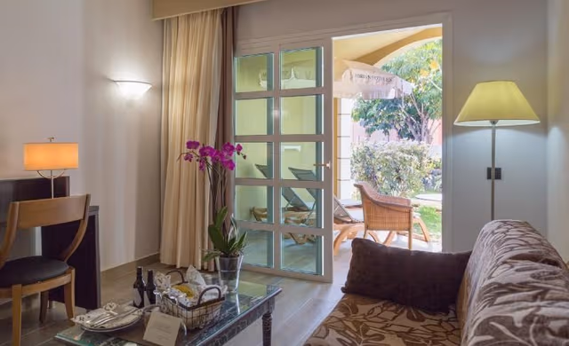 JUNIOR SUITE GARDEN VIEW