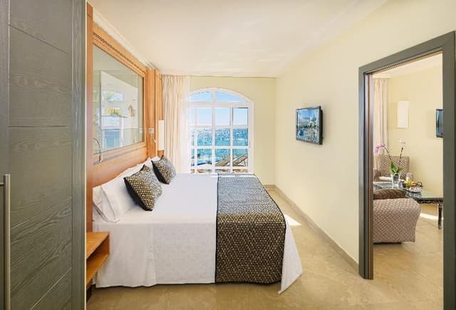 SUITE STANDARD