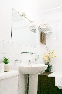 Camden Deluxe Hotel4