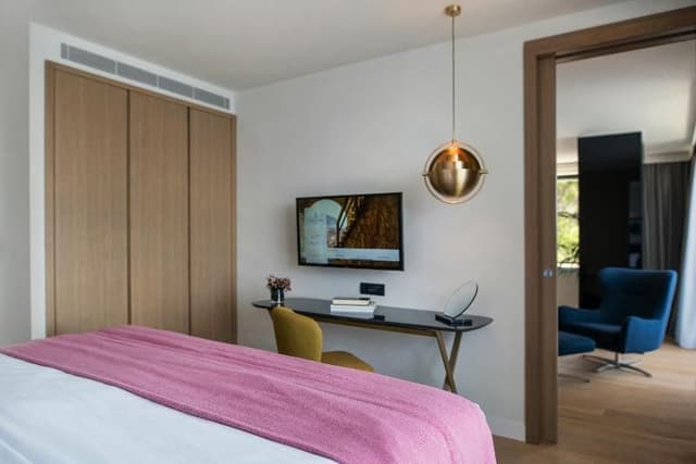 SUITE EXECUTIVE SEA VIEW