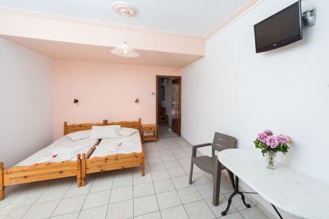 APARTMENT ONE BEDROOM