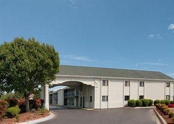 Econo Lodge Inn & Suites East0