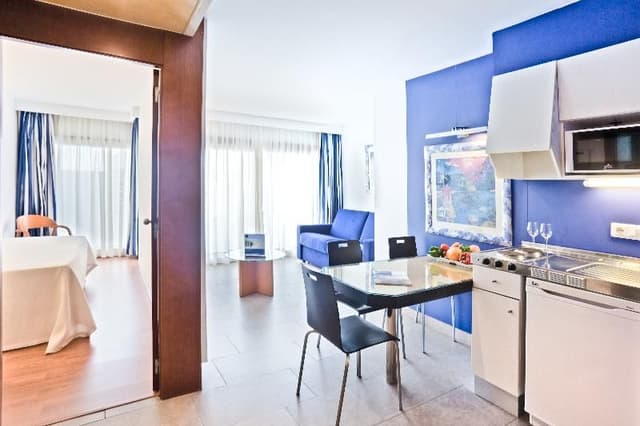 APARTMENT ONE BEDROOM