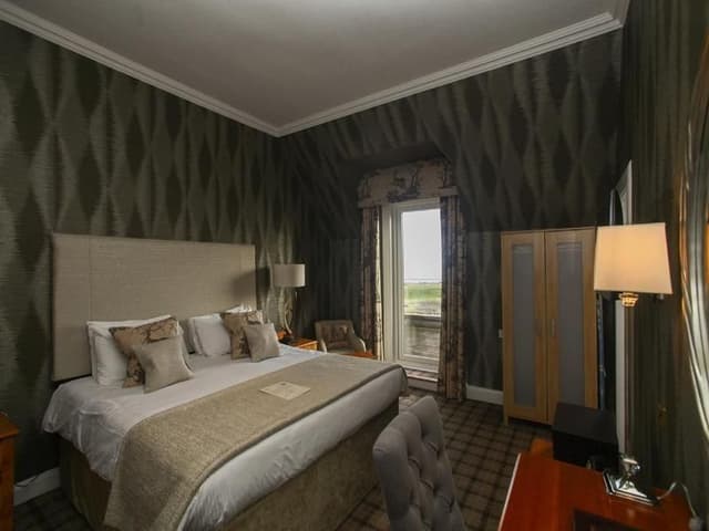 DOUBLE SEA VIEW